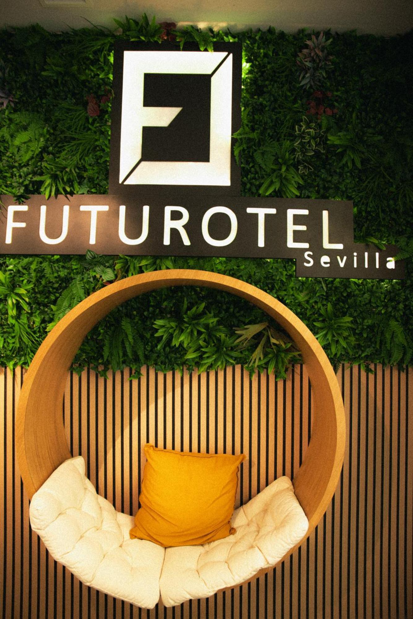 Futurotel Sevilla Bagian luar foto